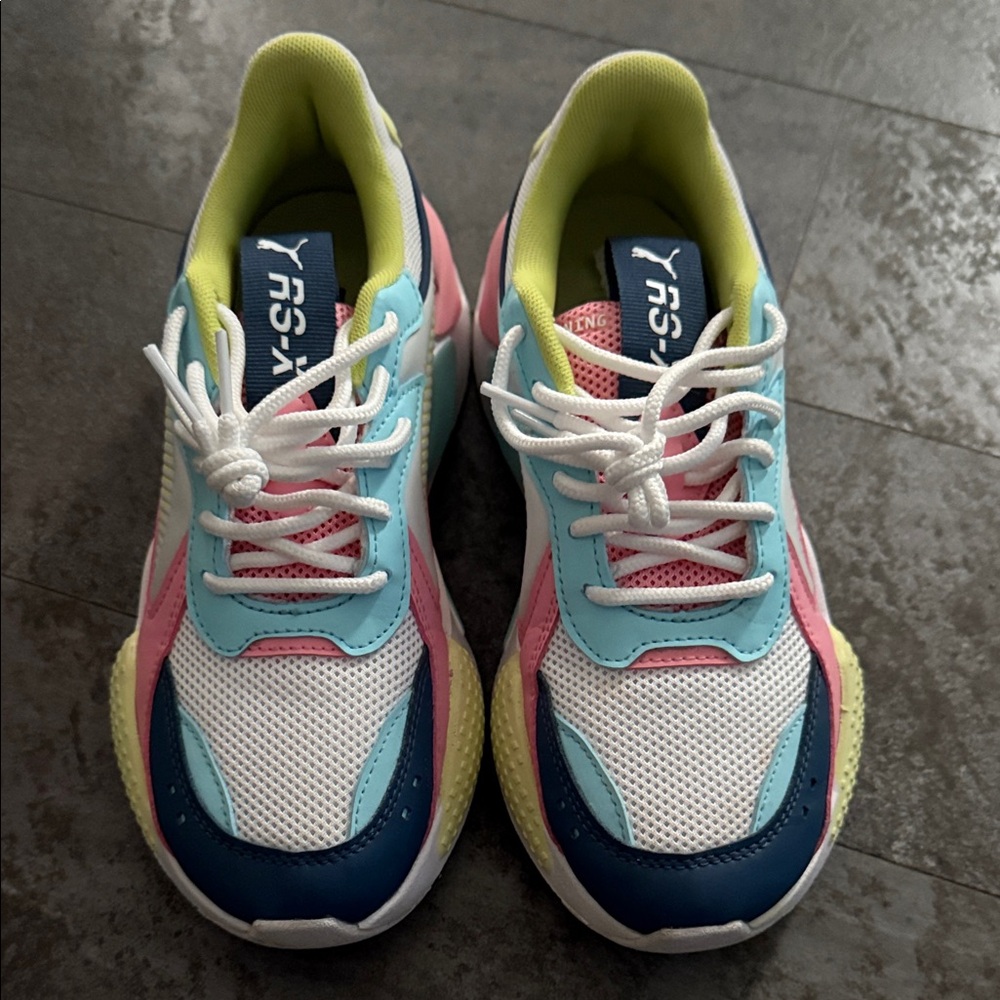 Puma Blue and Pink Athletic Shoes